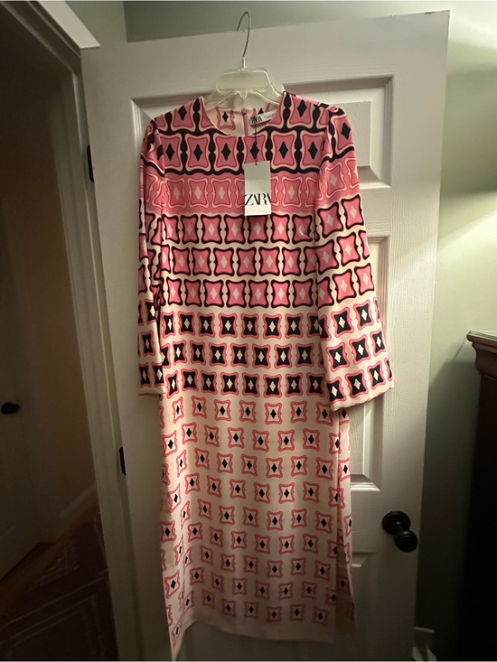 Zara Dresses & Skirts - ZARA Pink & Black Geometric Long Sleeve Mod Dress (rare & retired)- NWT